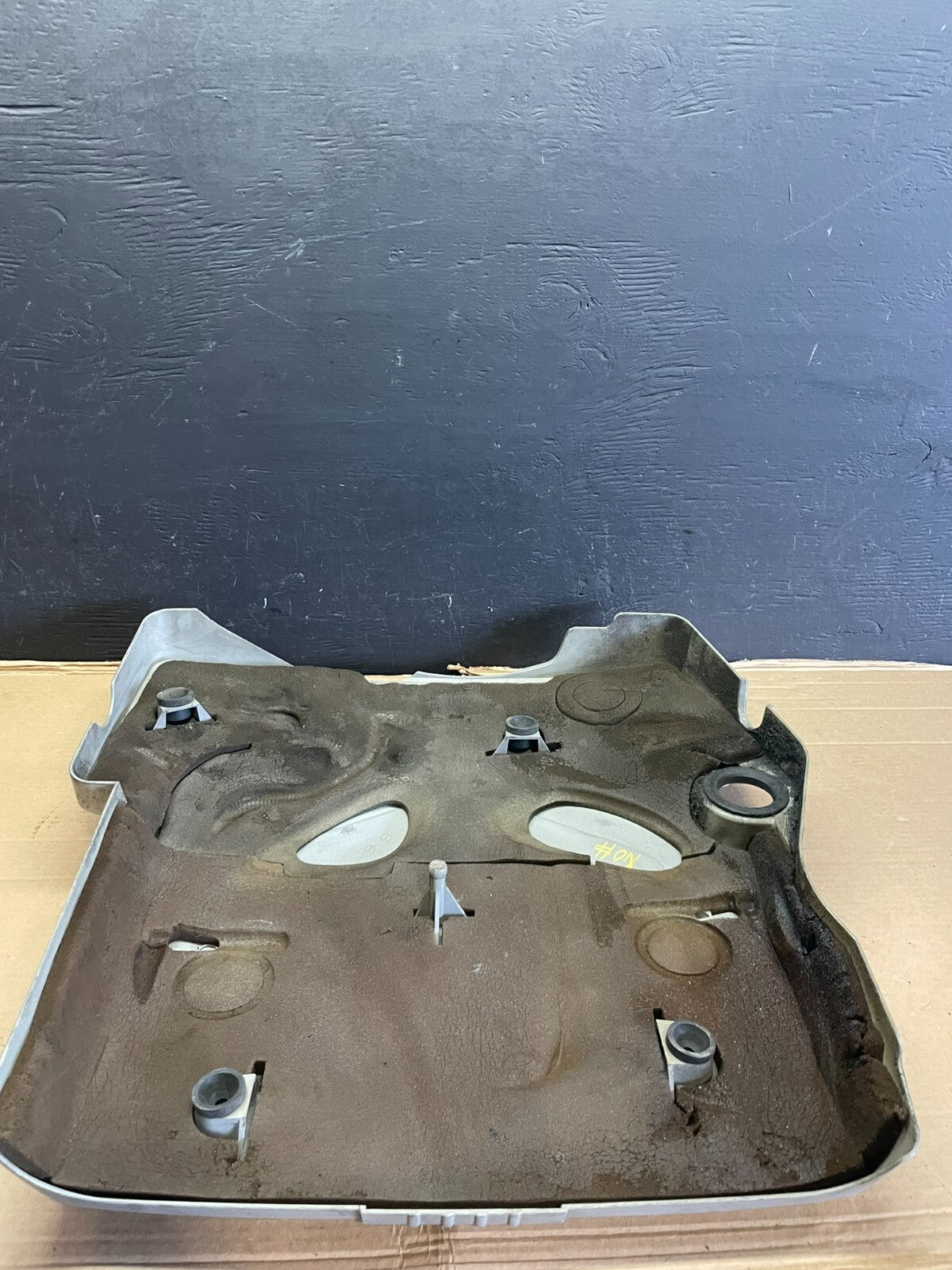 2004 to 2007  Cadillac CTS Plastic Engine Cover Shield E3991 PS5