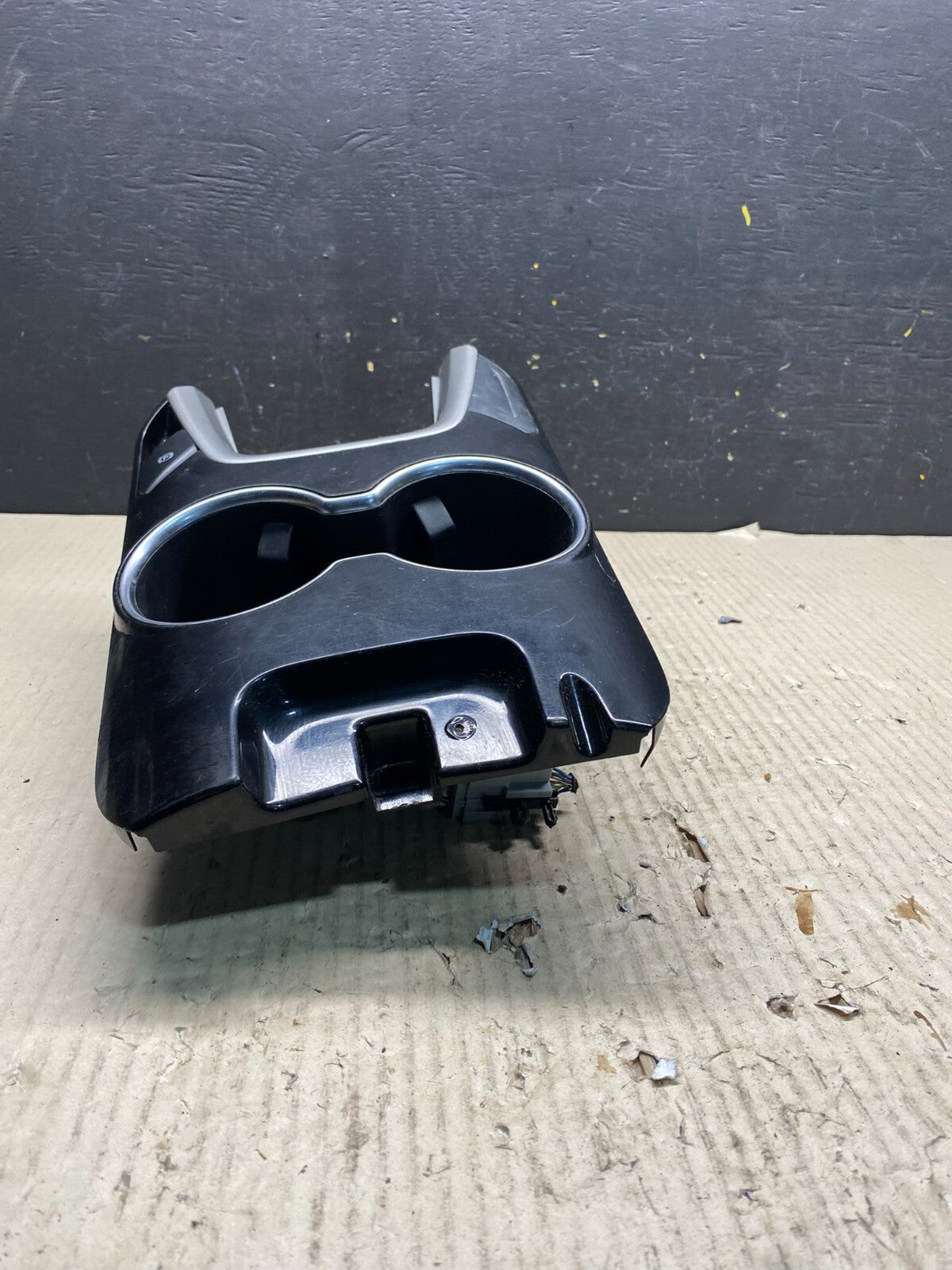 2013 to 2016 Ford Fusion Front Center Console Cup Holder Cupholder OEM O3482 DG1