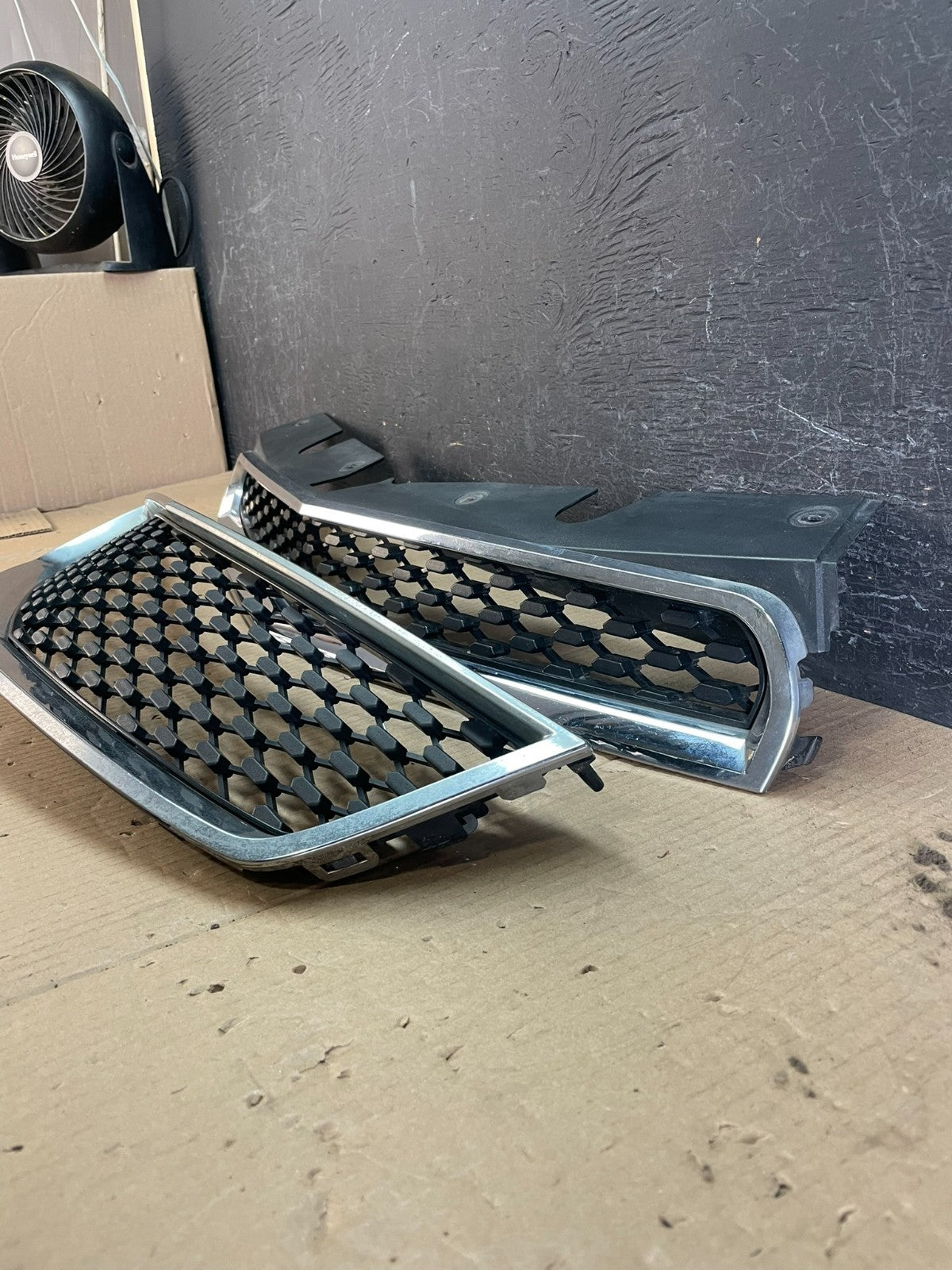 2010-2013 Chevrolet Equinox Upper Lower Set Front Chrome Grill Grille AE3667 DG1