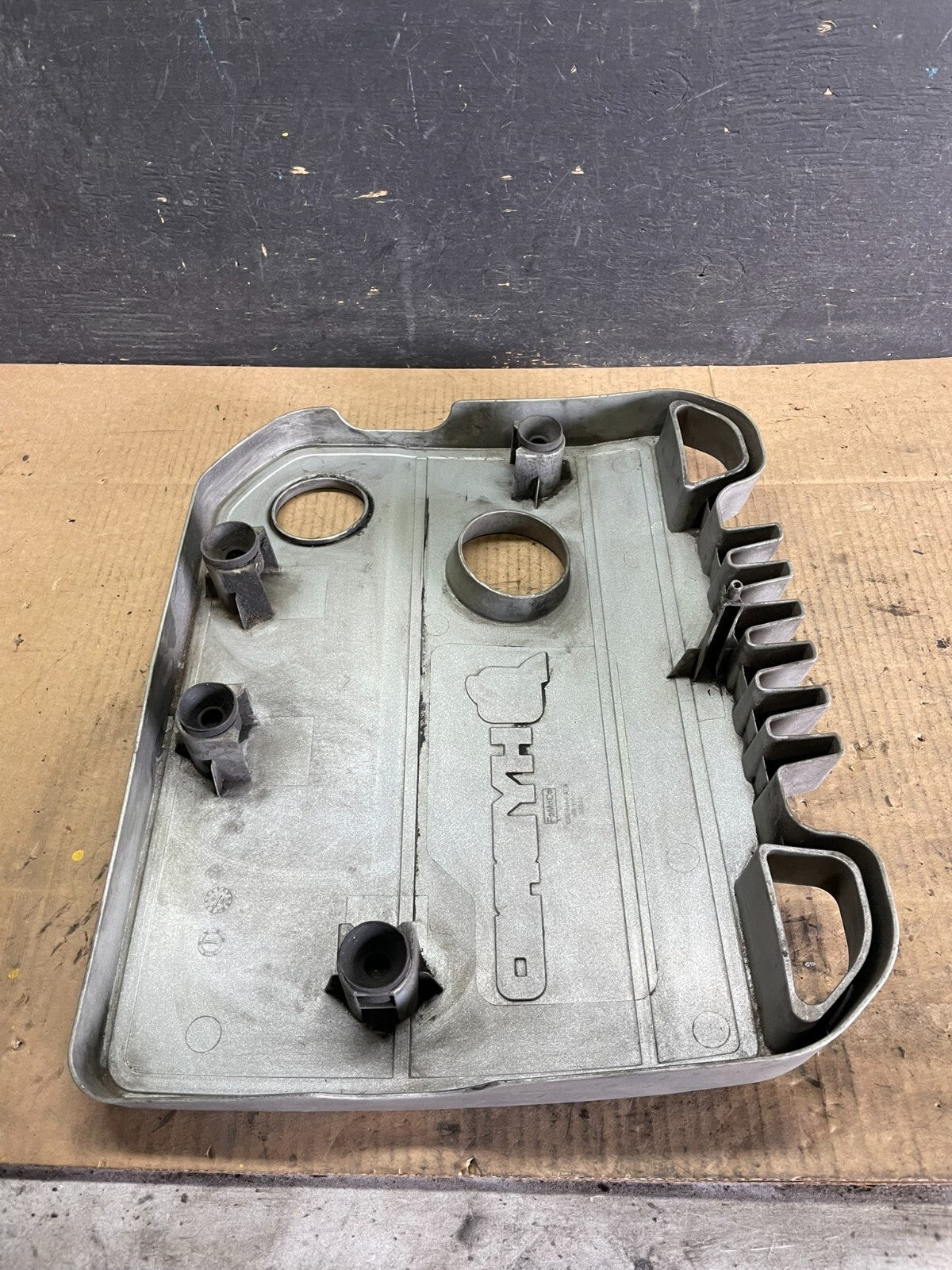 2009 to 2012 Ford Escape Engine Cover 9m6e-6a949-adw J4151 PS6