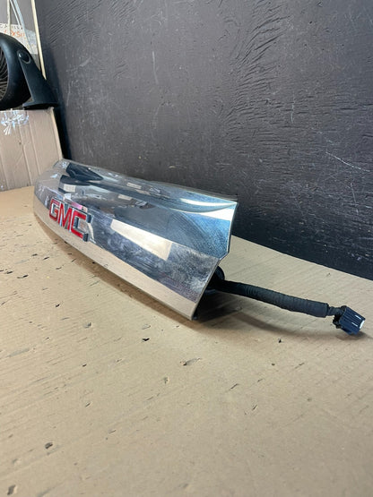 2010-2015 Gmc Terrain Lift Gate Handle Trim Back Up Camera Chrome Panel AE07661