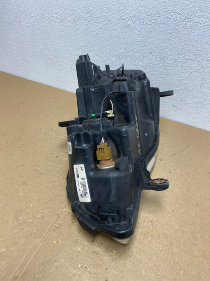 2011 to 2016 Chrysler Town and Country Right Passenger Headlight AC1366 DW8