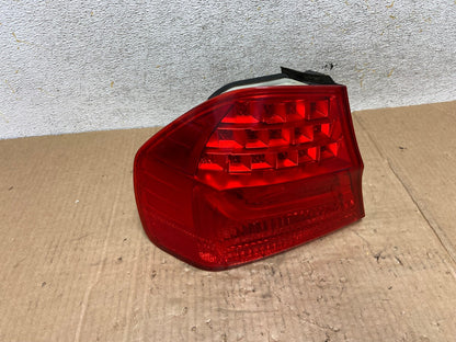 2009 2010 BMW 323i 325i 328i 335i 3 Series Left Driver Tail Light AI5426 LK0