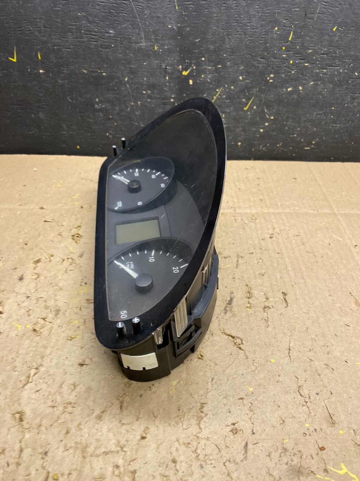 2007 to 2009 Sprinter 2500 3500 Instrument Speedometer Gauge Cluster U5543 DG3