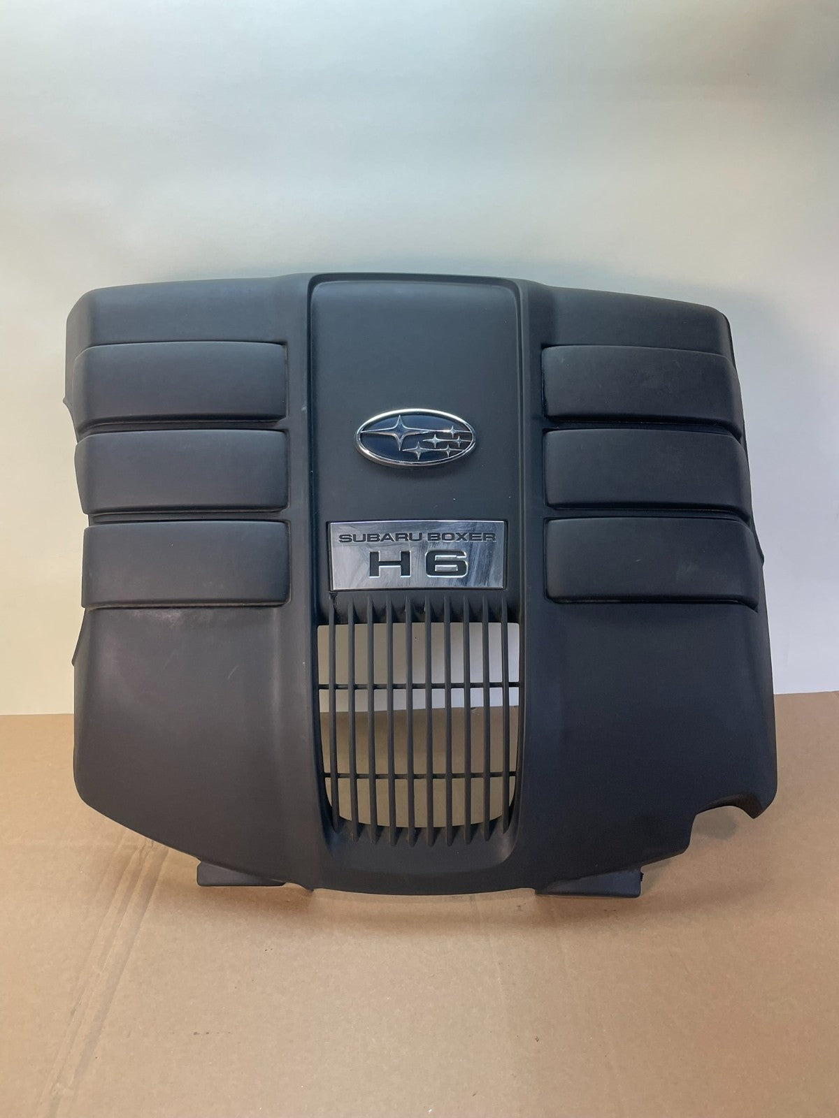 2007 to 2014 Subaru Tribeca 3.0L Factory Engine Cover 14025AA24A ai0597 DG0