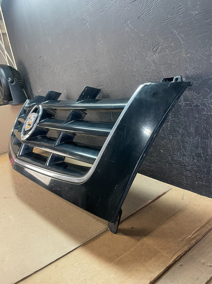 2002 to 2006 Cadillac Escalade Front Upper Grille Grill AE3462 DG1