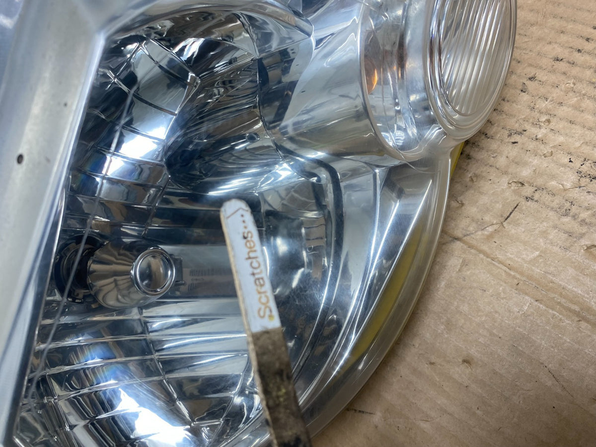 2008 to 2012 Ford Escape Headlight Right Passenger RH Side Halogen AI6582 DW3