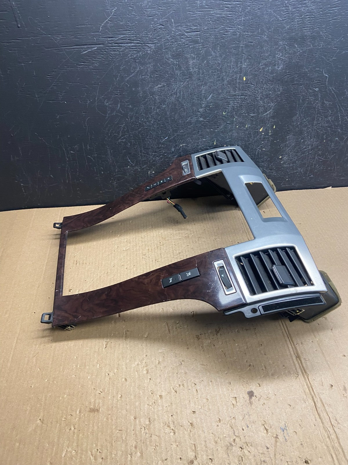 2007-2014 Cadillac Escalade Center Dash Trim Radio Bezel Vent Wood ae3865 DG2