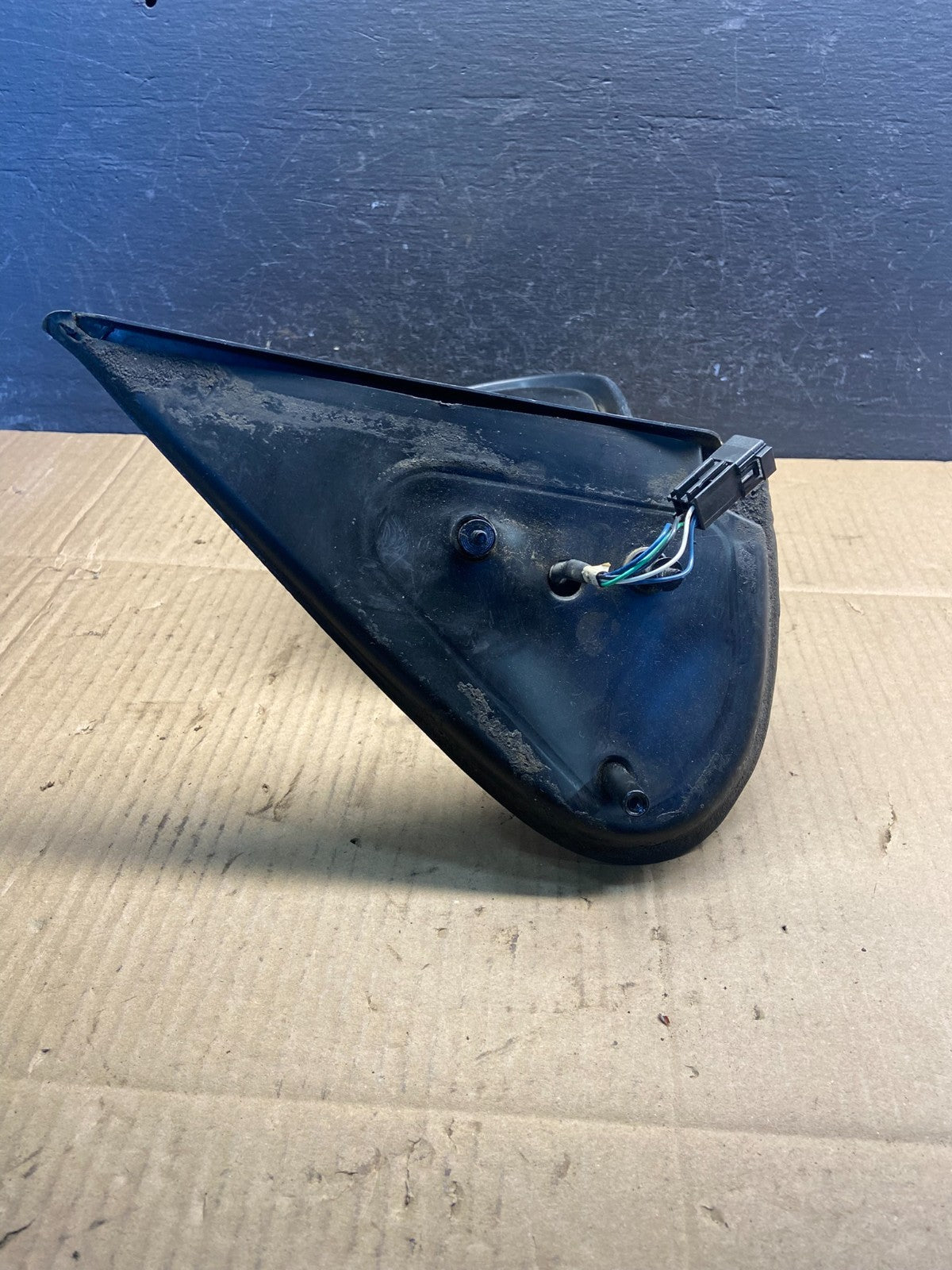 1998 to 2001 Mercedes ML Right Passenger Side View Door Mirror AD2964 DW6