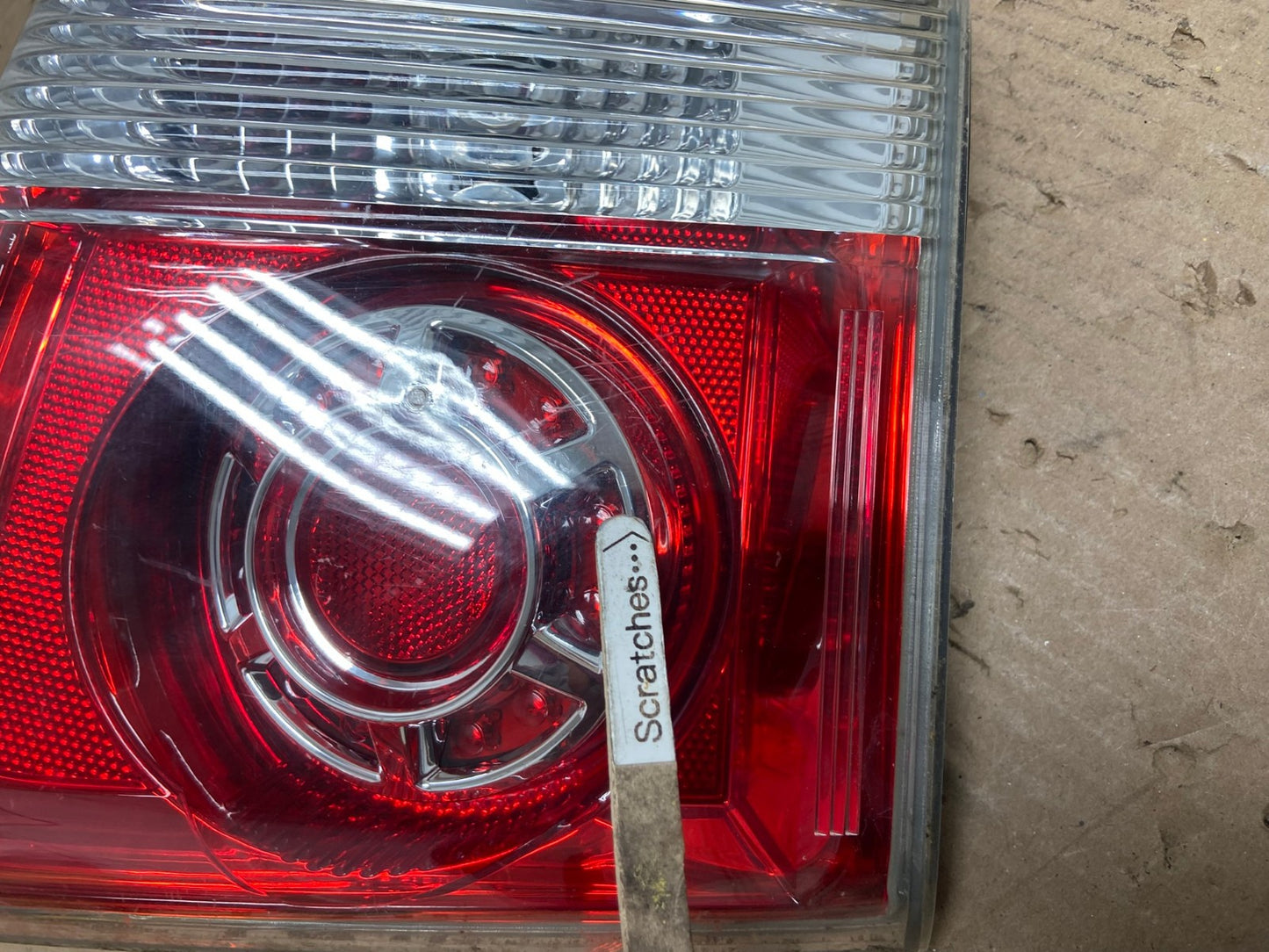 2007 to 2012 GMC Acadia Right Passenger Rh Hatch Tail Light Inner AE8887 LK3