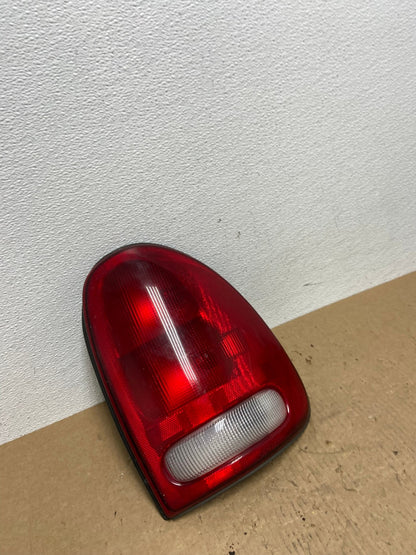 1998 to 2003 Dodge Durango Tail Light Right Passenger RH Side AA8670 DW2
