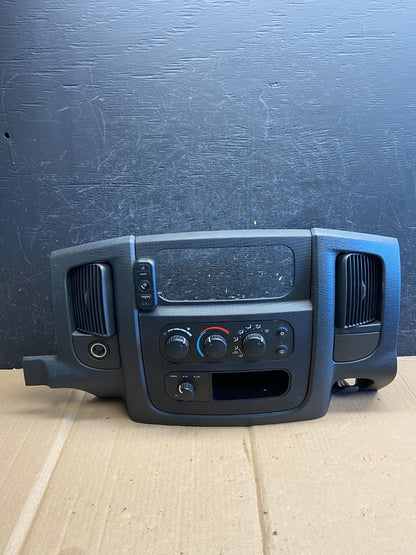 2002 to 2005 Dodge Ram Radio Climate Control Dash Air Vent Bezel Trim AH5585 DG0