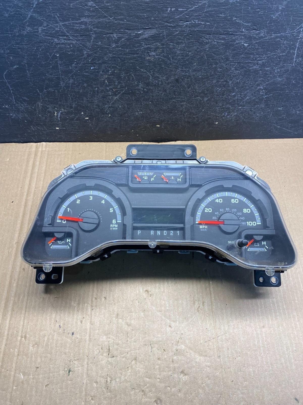 2009 to 2011 Ford E150 E250 E350 VAN Gauge Speedometer Cluster ae7624 DG0