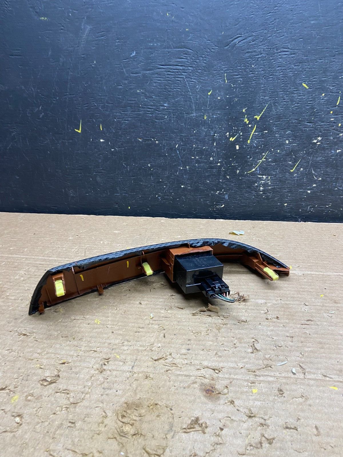 2004 to 2010 Toyota Sienna Switch Key Light Indicator Bezel Trim OEM W3185 DG3