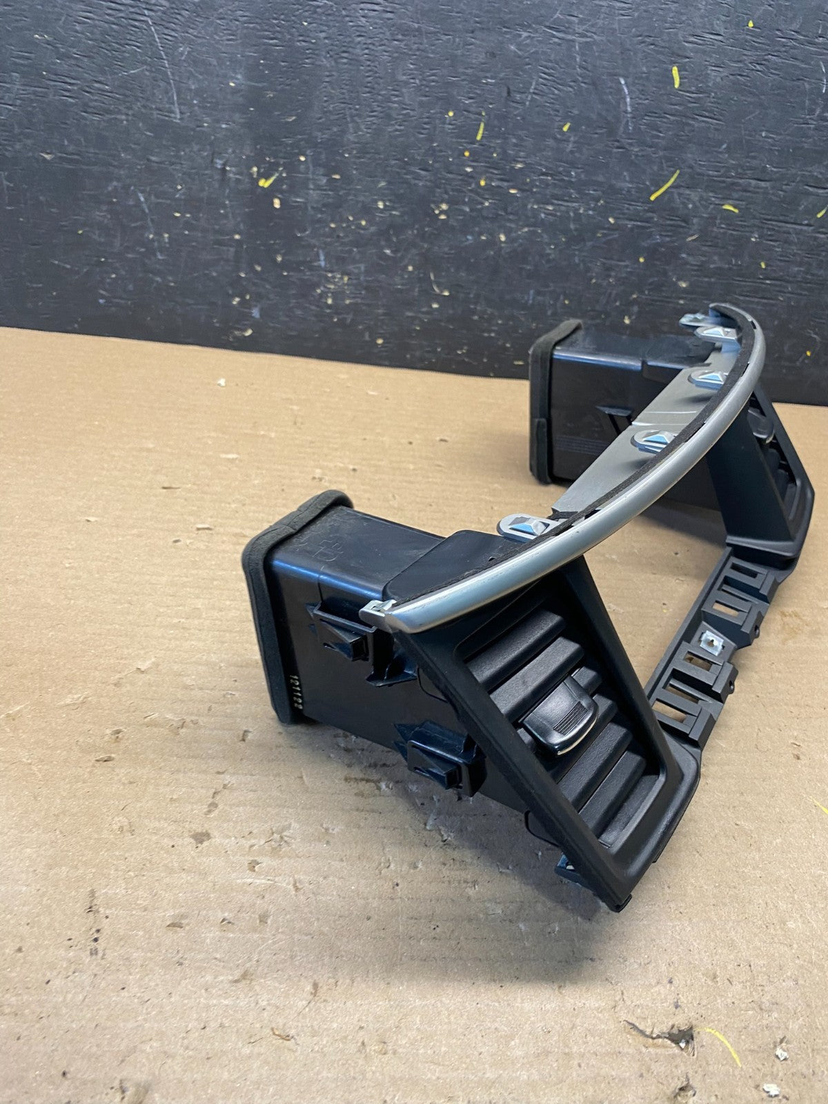 2013 to 2020 Nissan Pathfinder Center Dash Radio Trim Bezel Surround S2800 DG2
