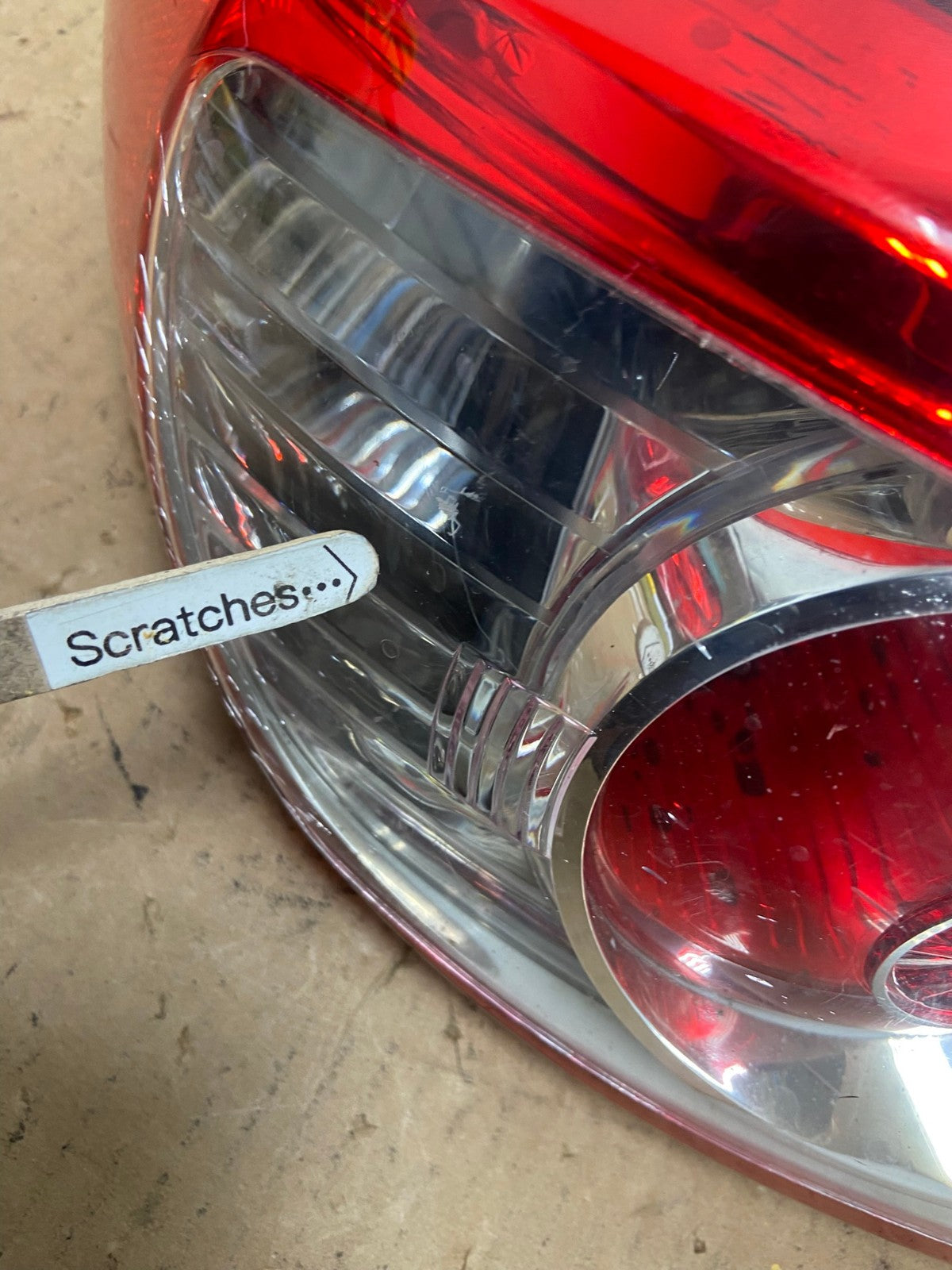 2010 to 2012 Hyundai Santa Fe Left Driver Side LH Tail Light AD3122 LK3