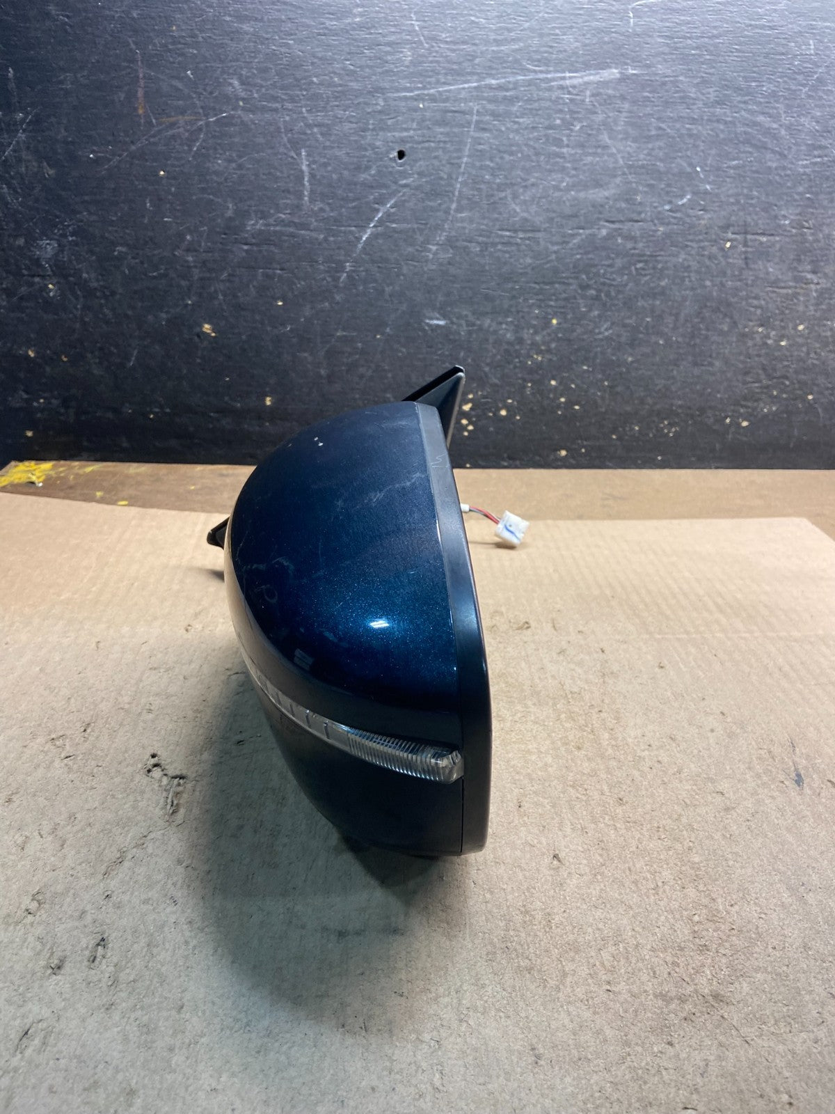 2014 to 2017 Nissan Rogue Left Driver LH W Door Mirror Z8843 MS9