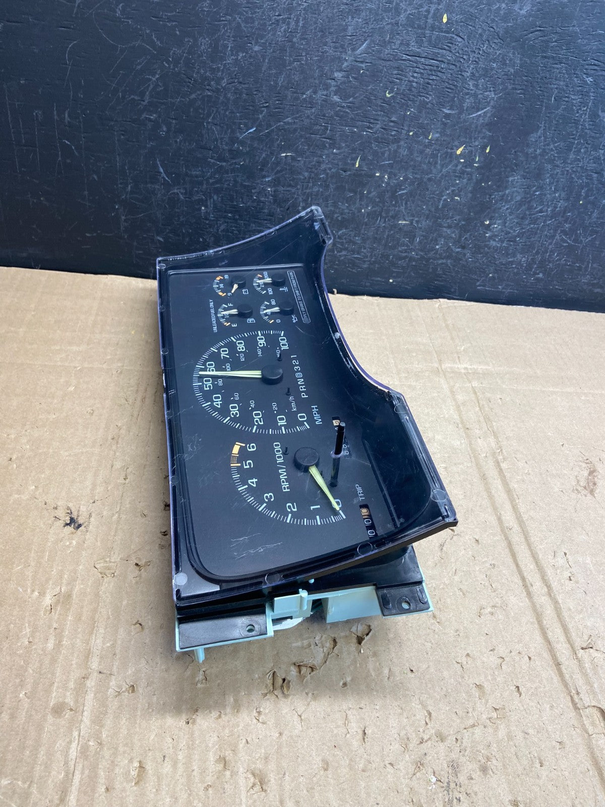 1995-1999 Silverado/Sierra/Yukon/Tahoe Speedometer Instrument Cluster AE1801 DG1