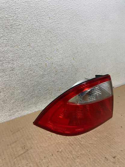 2002 to 2005 Saab 9-5 95 Left Driver LH Side Tail Light AJ1845 LK2
