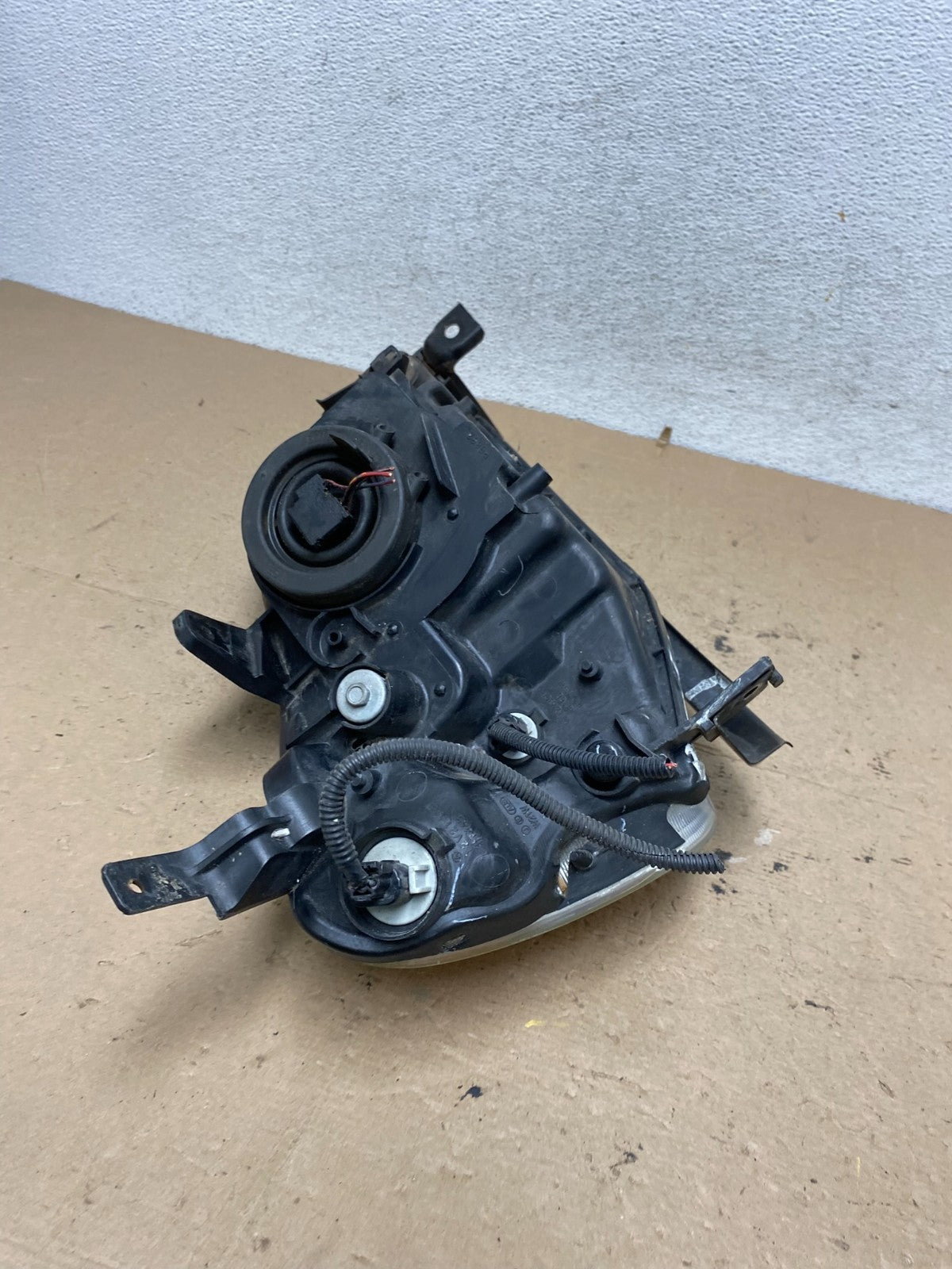 2001 - 2003 Honda Civic Coupe Headlight Halogen Left Driver LH AF5145 DW8