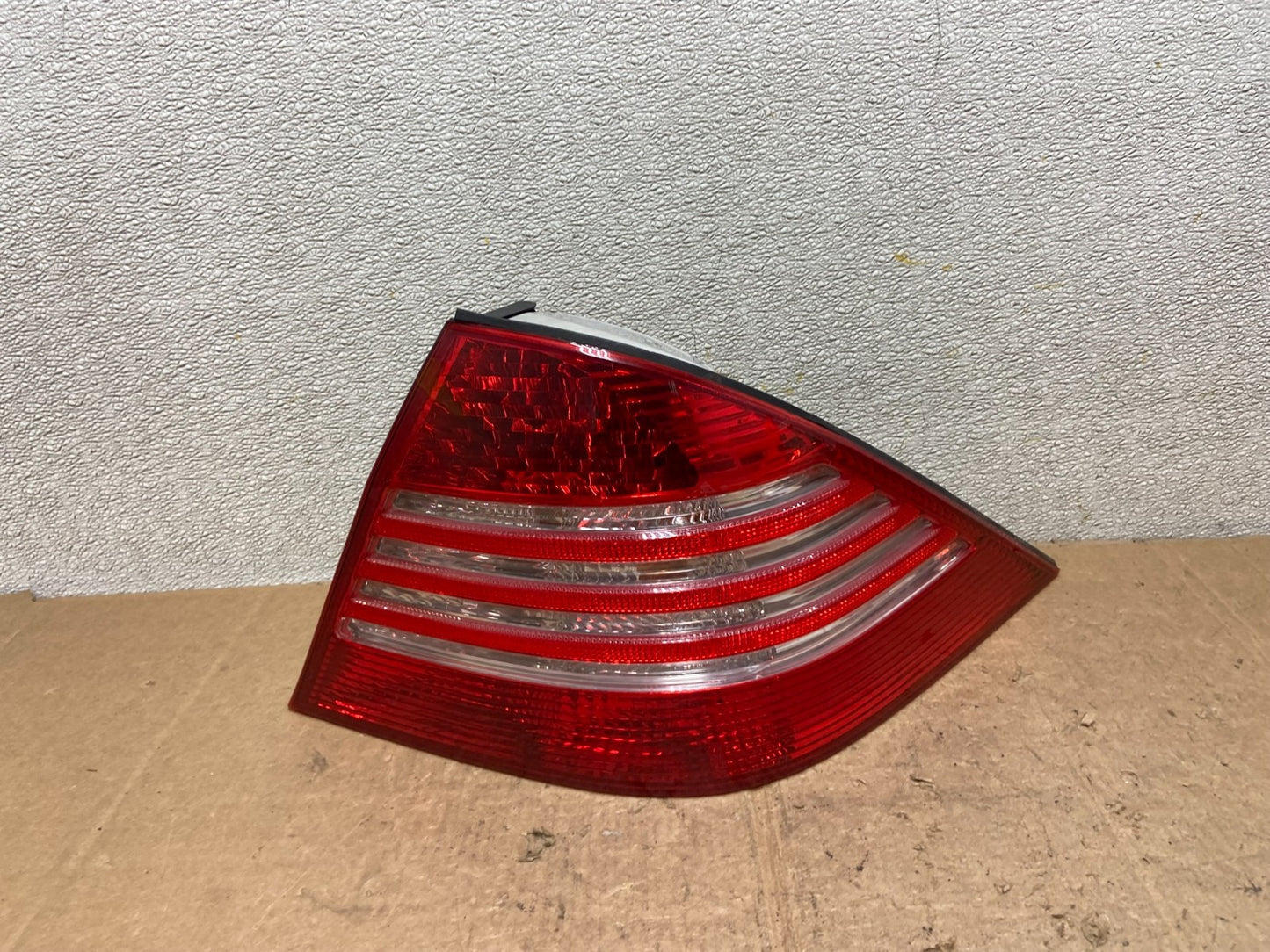 2003 to 2006 Mercedes-Benz S-Class Tail Light Right Passenger Side Oem AA4077 DW0