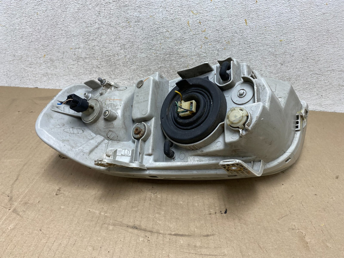 2007 - 2011 Chevrolet Aveo Ntbk Right Passenger Headlight Halogen AH6741 DW5