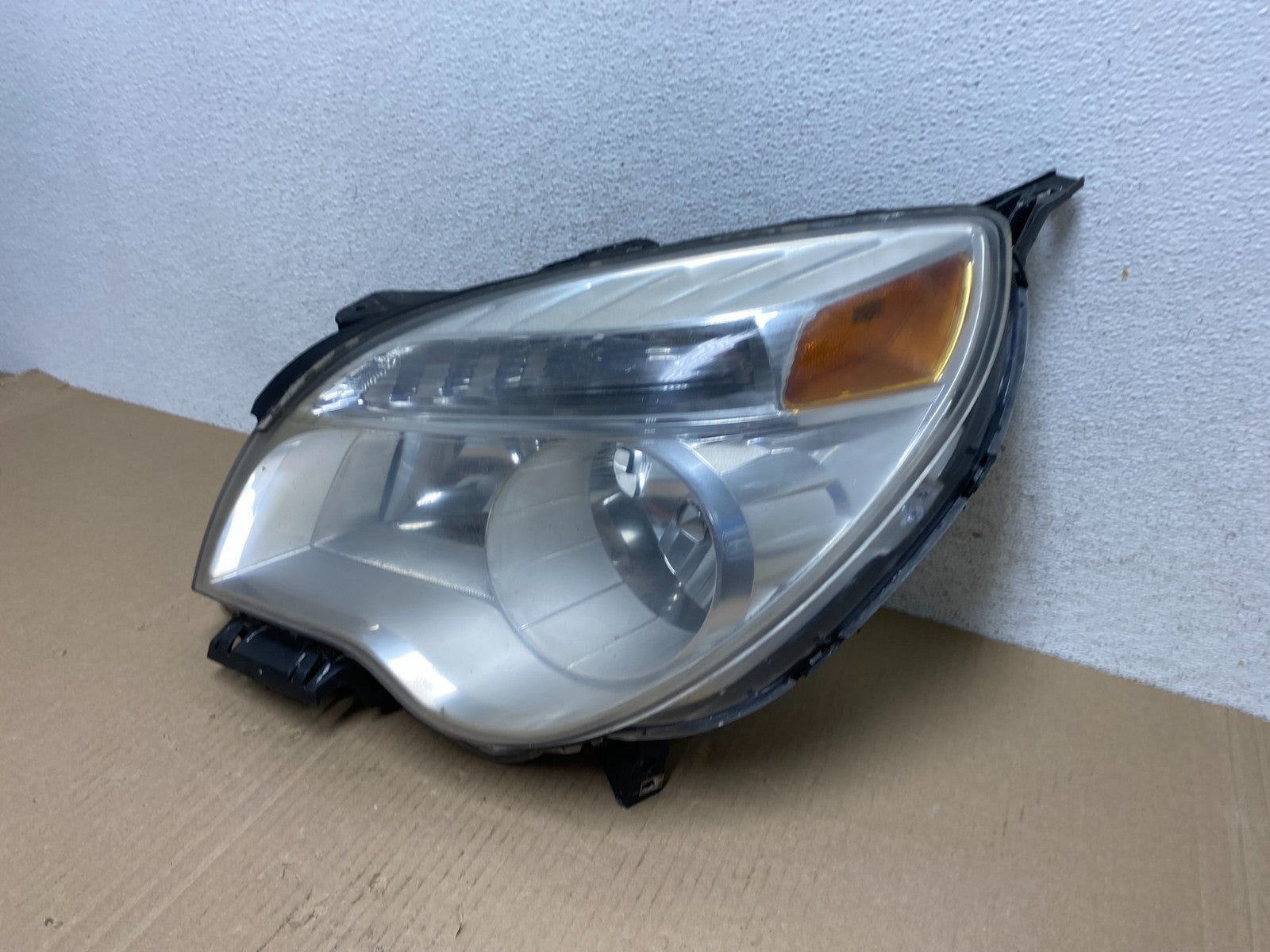2010-2015 Chevrolet Equinox Halogen Headlight Left Driver LH Side AF5785 DW1