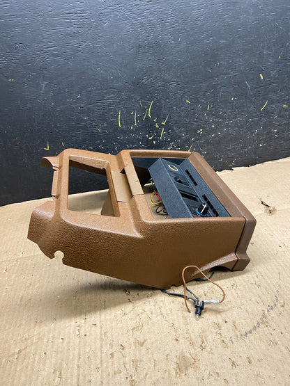 1986 to 1990 Volvo 244 Center Dash Panel Y5518 PS2