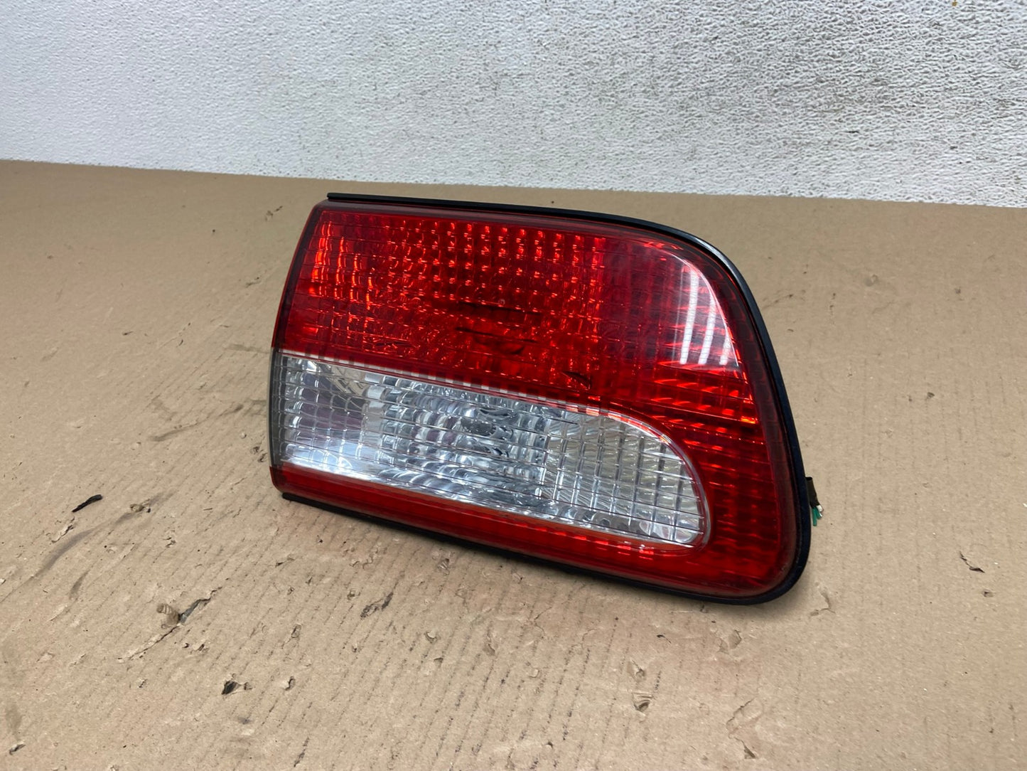 2001 2002 2003 Toyota Sienna Left Driver Lh Side Inner Tail Light AE8769 LK1