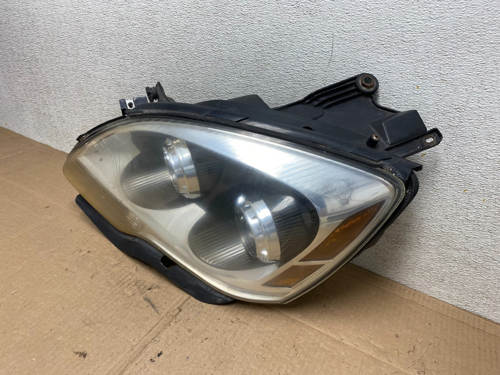 2007 to 2012 Gmc Acadia Halogen Headlight Left Driver LH Side Oem R7603 DW1