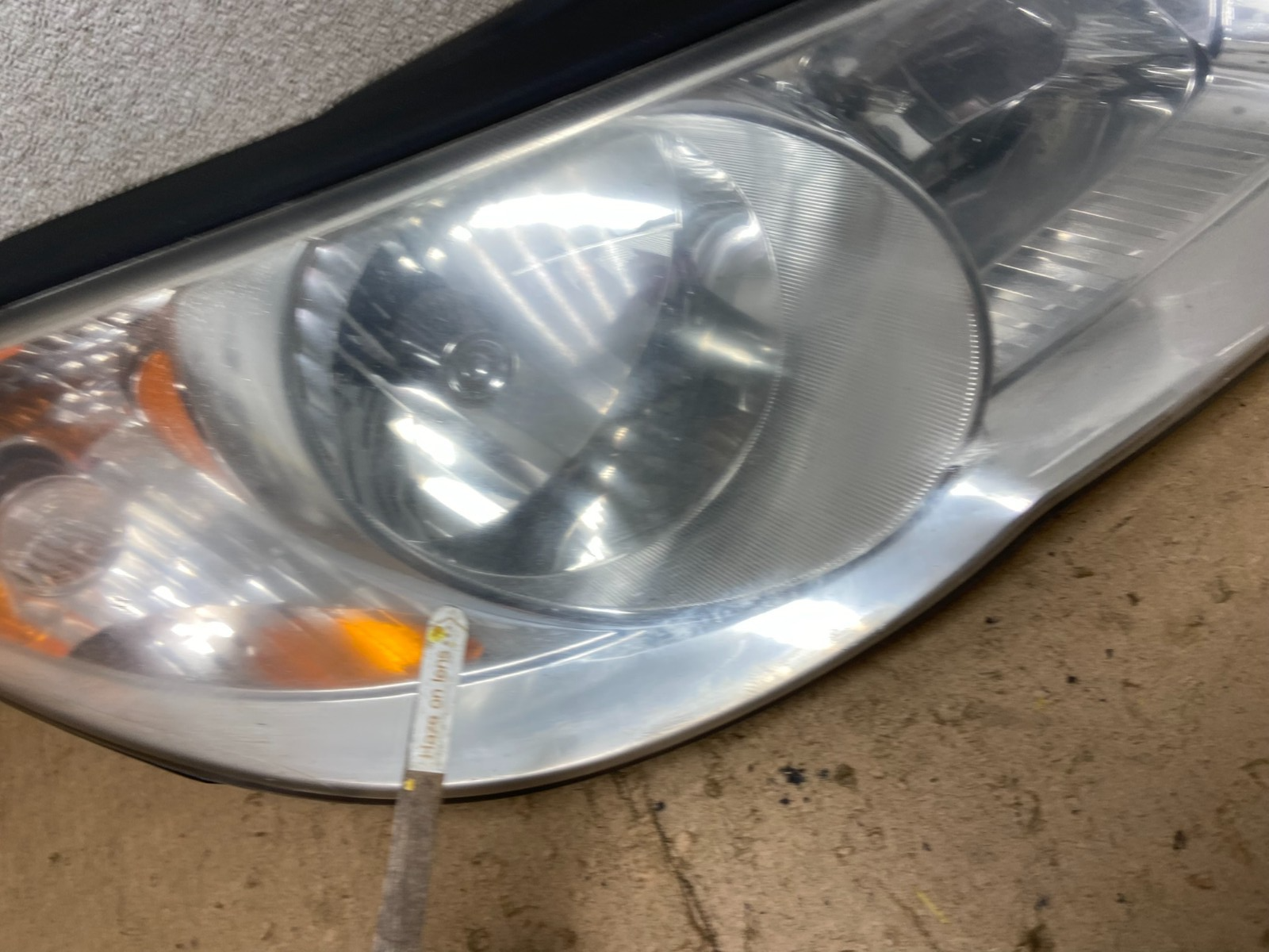 2007 2008 2009 2010 Hyundai Elantra Right Passenger Side Headlight OEM X7552 PS6