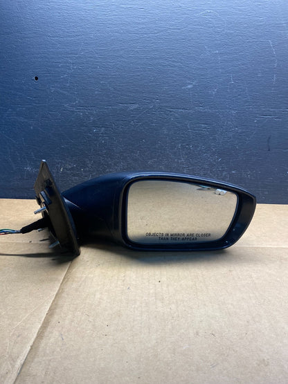 2011-2015 Hyundai Sonata Right Passenger Mirror W/ Turn Signal AD3554 DW5