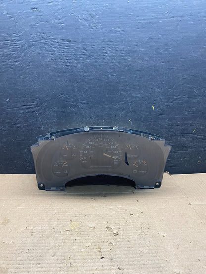 2001 to 2002 Chevrolet Express Speedometer Cluster Gauge Q2321 DG0