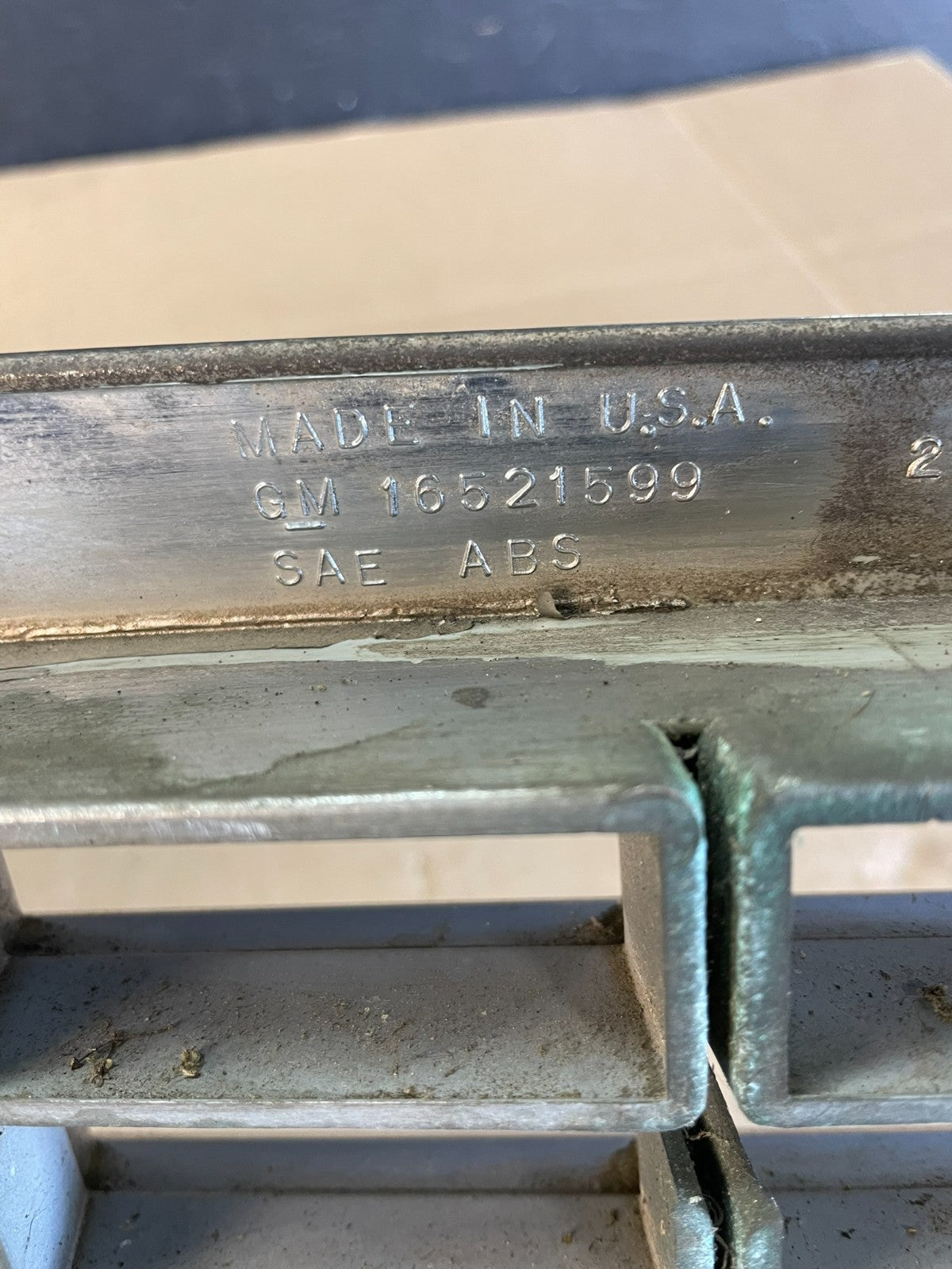 1994 1995 1996 Cadillac Deville Front Upper Grill Grille AC2204 DG6