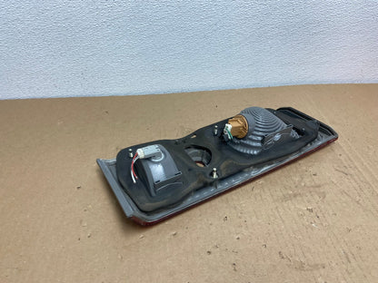 2000-2001 Toyota Camry Tail Light Right Passenger Rh Side Inner Oem AB6479 LK4