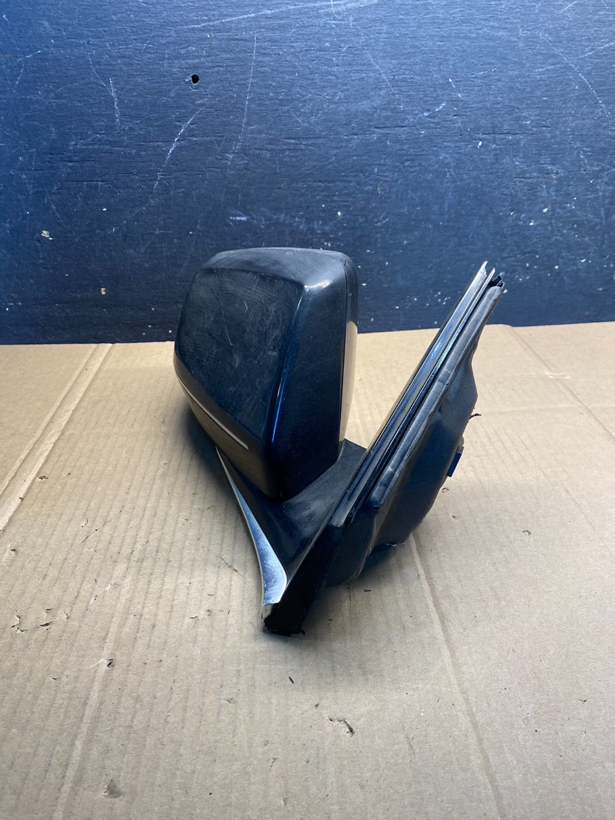 2016 to 2019 Cadillac XTS Right Passenger Side Door View Mirror OEM AB2662 MS2