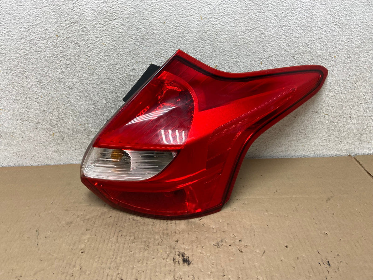 2012-2014 Ford Focus Hatchback Right Passenger Side Rh Tail Light AI2421 LK0