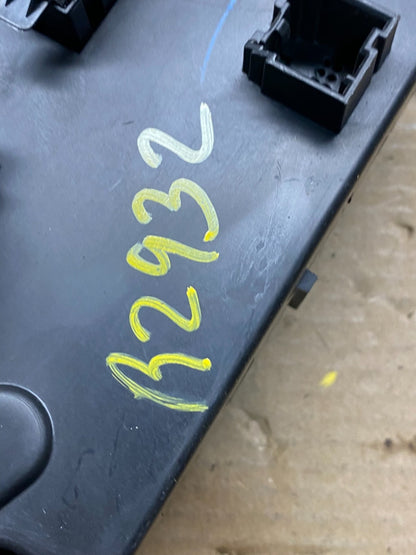 2010 to 2012 Nissan Armada QX56 Display Screen Information r2932 DG7