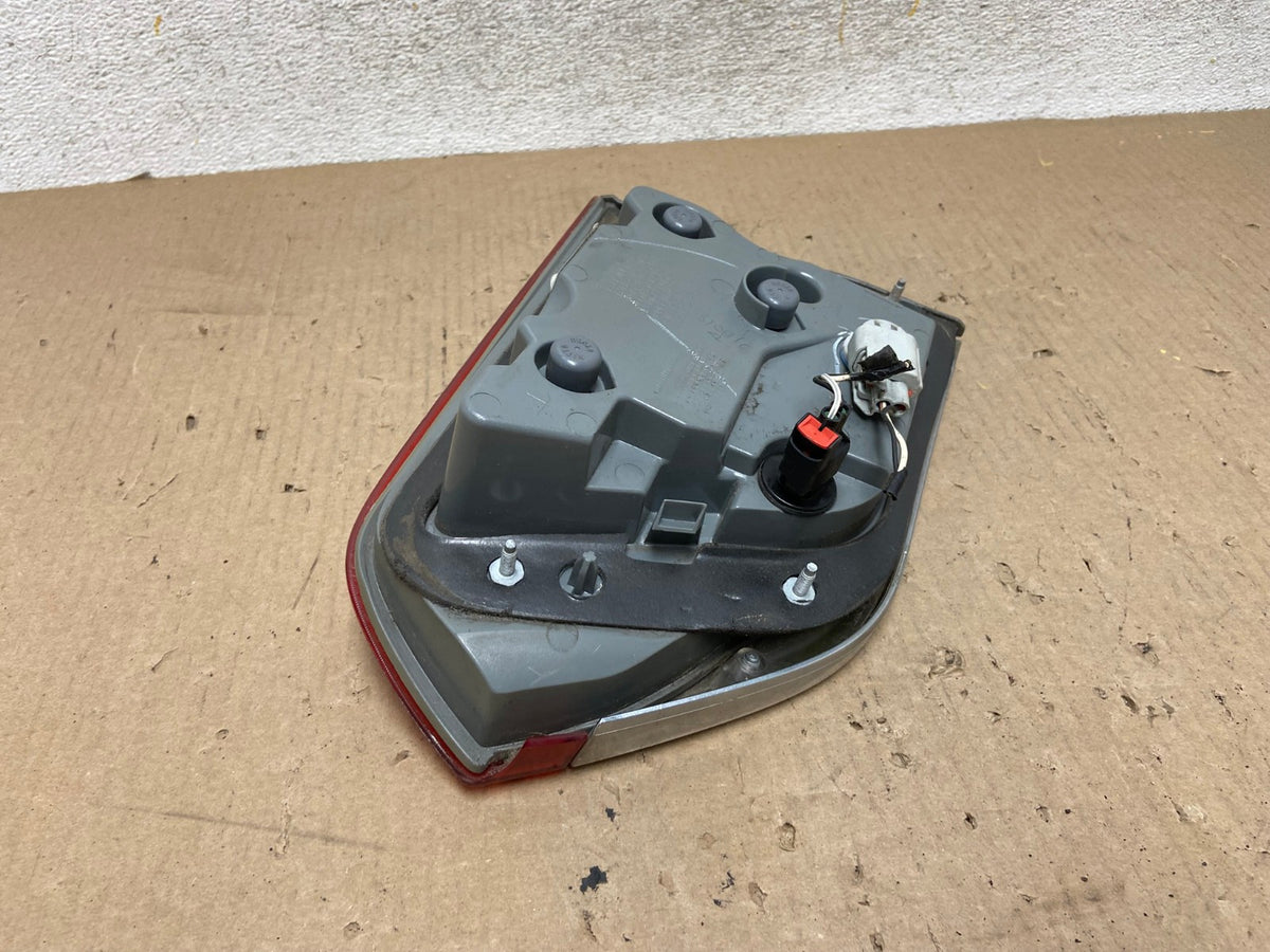 2014 - 2021 Jeep Grand Cherokee Left Driver Inner Tail Light AH5906 LK5