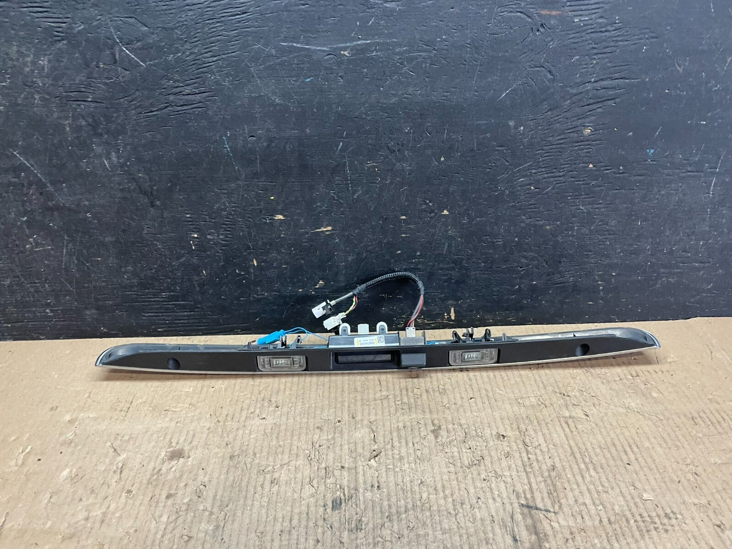 2011-2016 Mercedes-Benz B-Class W242 Tailgate Rear Chrome Trim Camera M6121 DG7