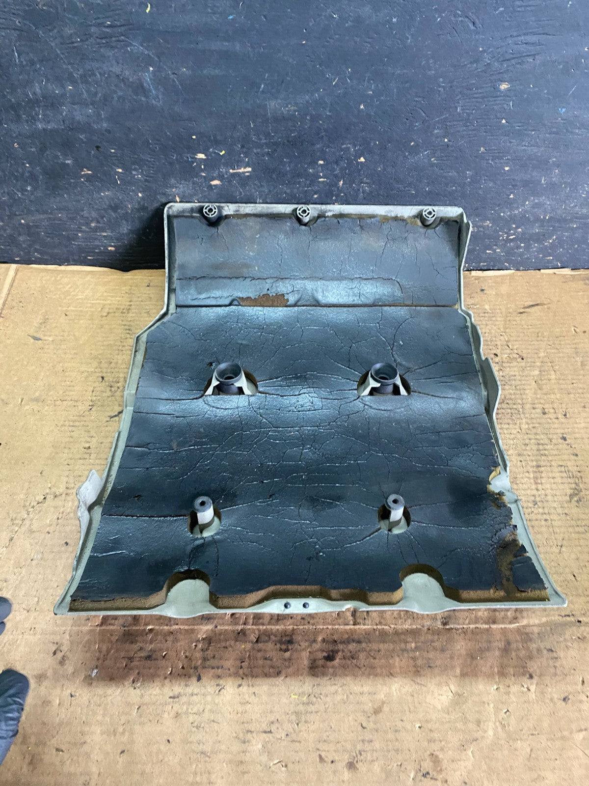 1997 to 2004 Cadillac Deville Seville Northstar Engine Motor Cover S1190 DG4