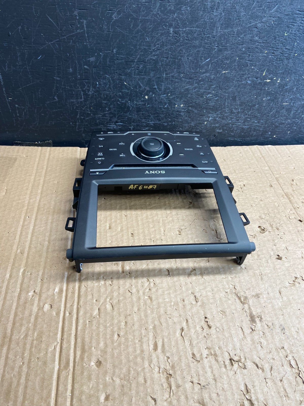 2013 - 2015 Ford Fusion Radio Climate Control A/C Control AF6457 DW3