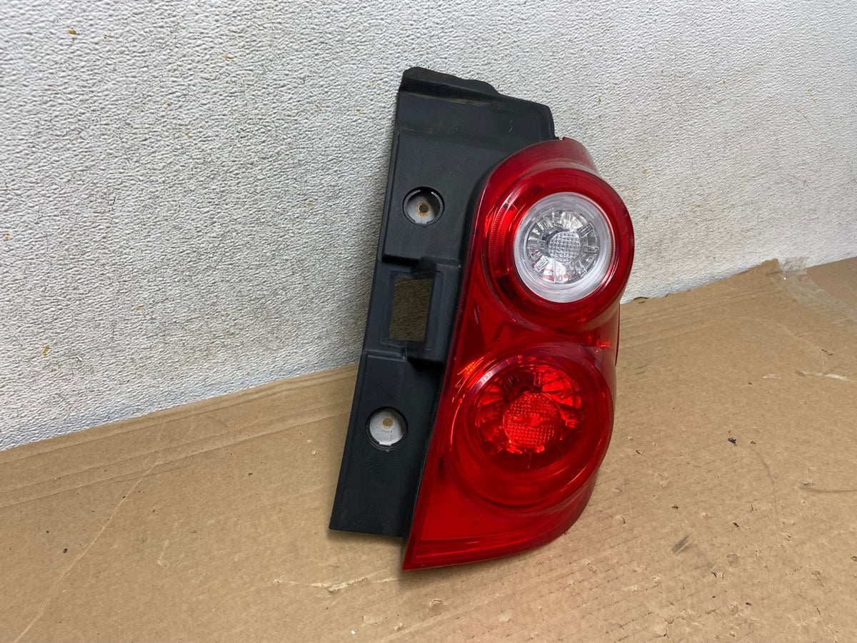2010 to 2015 Chevrolet Equinox Right Passenger Rh Side Tail Light AH8355 LK1