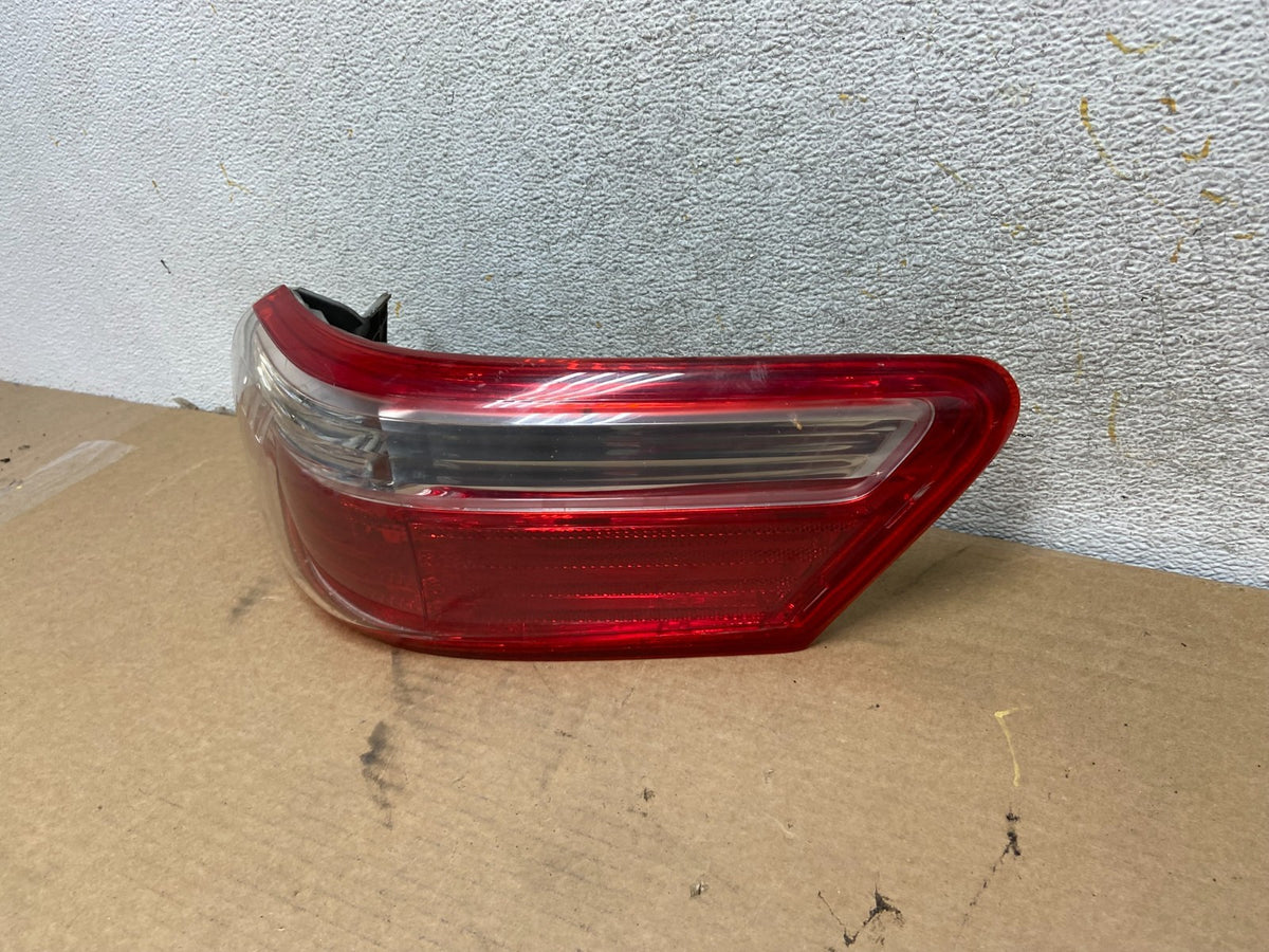 2007 2008 2009 Toyota Camry Right Passenger Side Tail Light AH4466 DW2