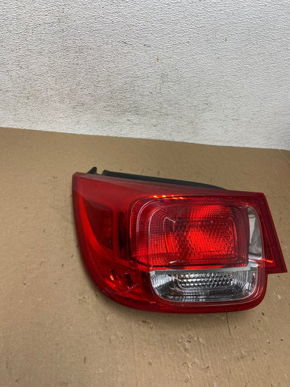 No Led 2013 - 2015 Chevrolet Malibu Left Driver LH Side Tail Light AD6549 LK2