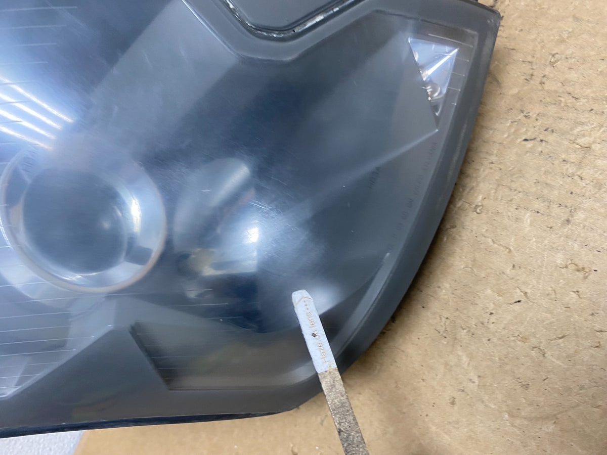 2003 to 2007 Cadillac CTS Right Passenger RH Halogen Headlight AI3492 DW4
