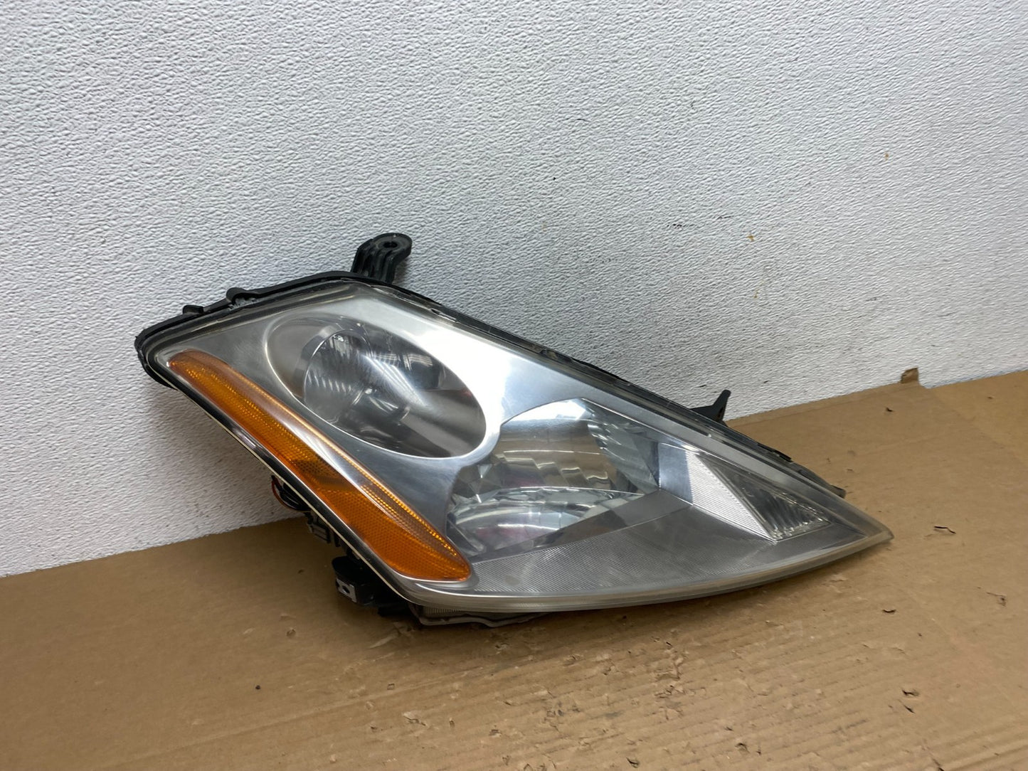 2003 to 2007 Nissan Murano Right Passenger RH Headlight Halogen AD4264 DW2