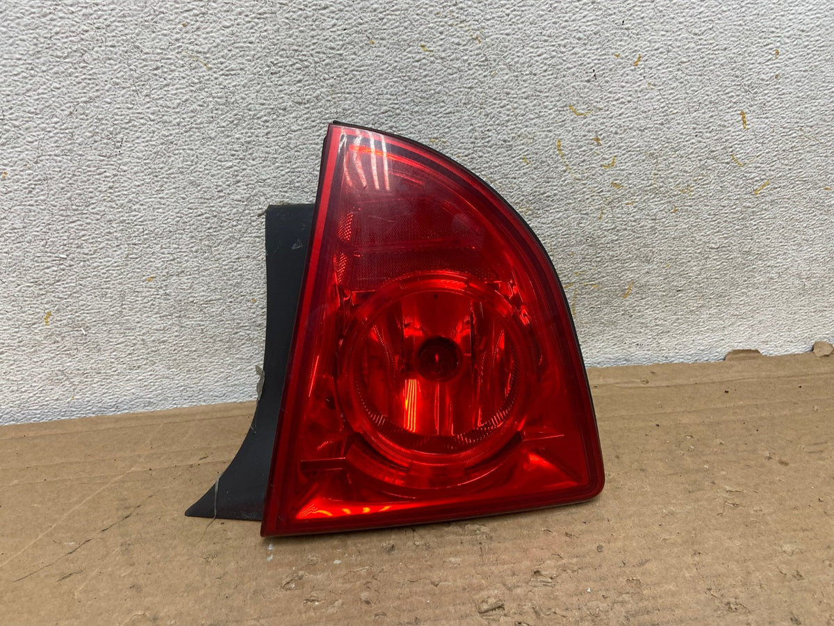 2008 - 2012 Chevrolet Malibu Right Passenger RH Side Tail Light AH9237 LK0