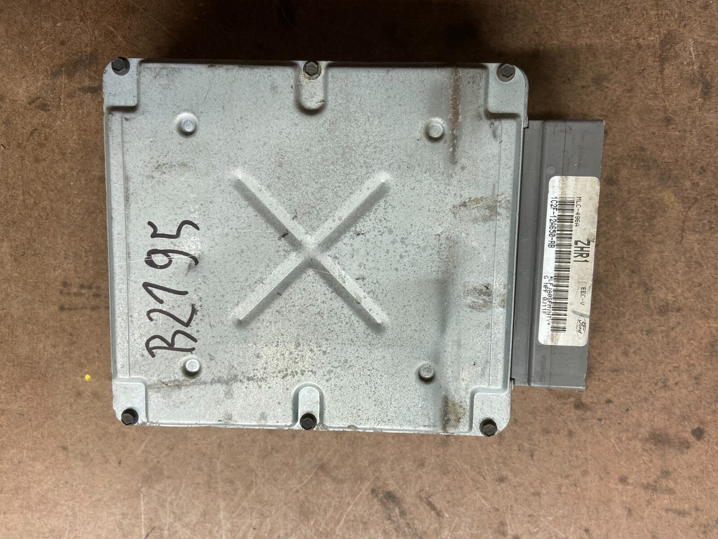 2000 Ford Van E-Series 5.4L Engine Control Module Unit ECU L0909 DG0