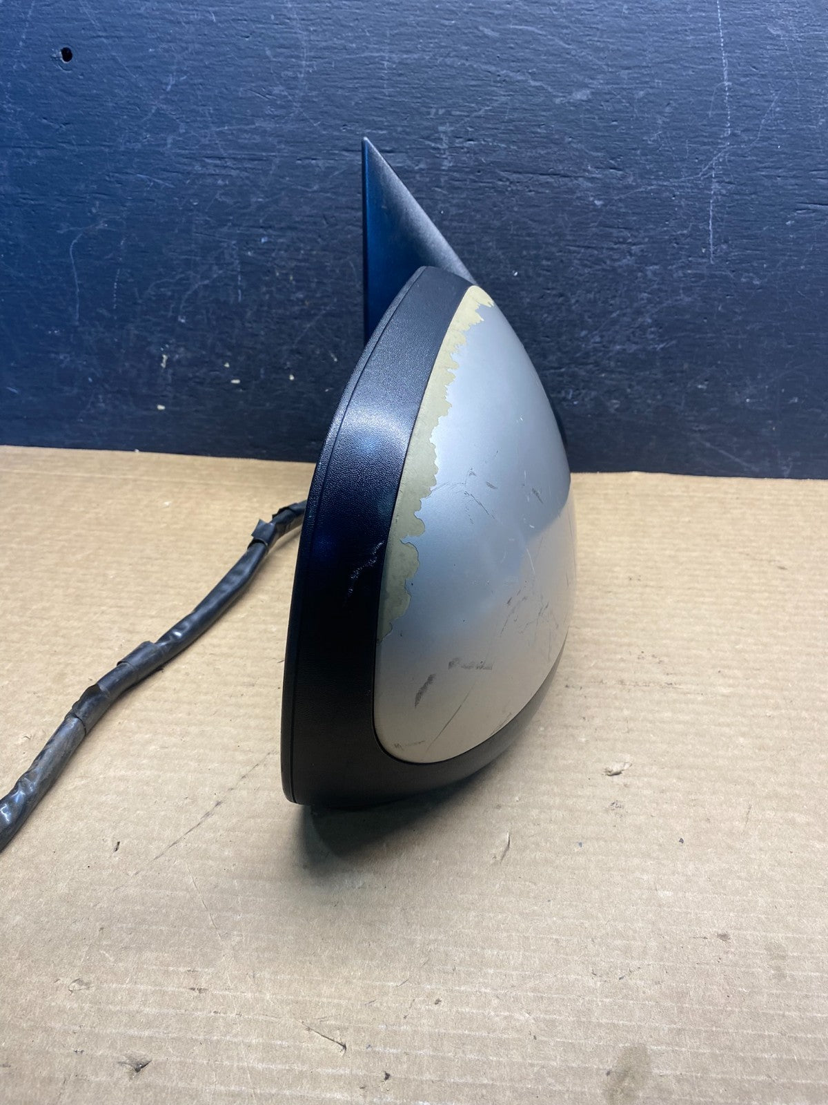 2003-2006 Chevrolet Tahoe Suburban Right Passenger Turn Door Mirror AF4148 DW10